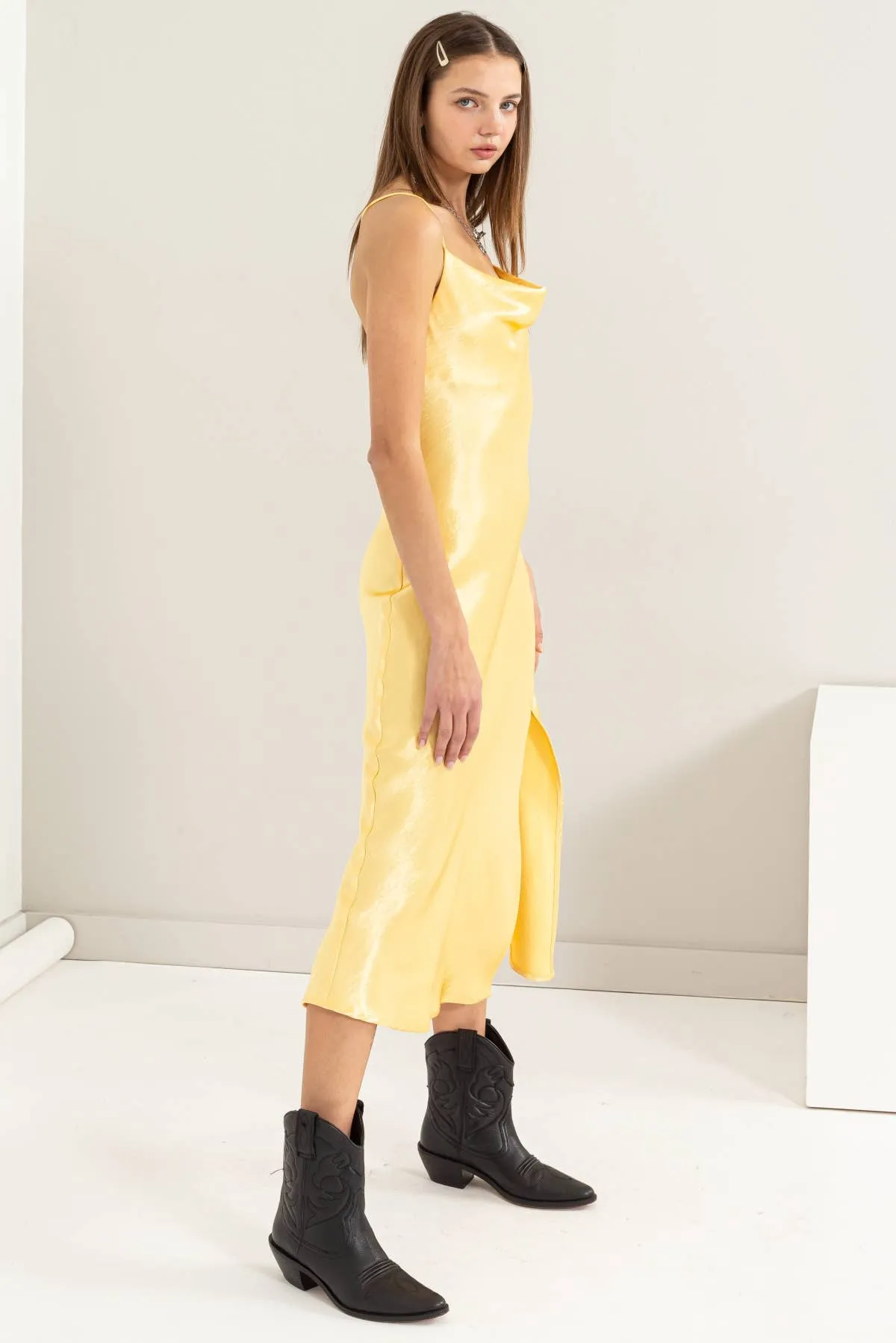 Andie Midi